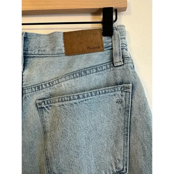 Madewell Baggy Flare Jeans Raw Hem High Waisted Curvy Friendly in Luzon Wash 26 - Picture 4 of 6